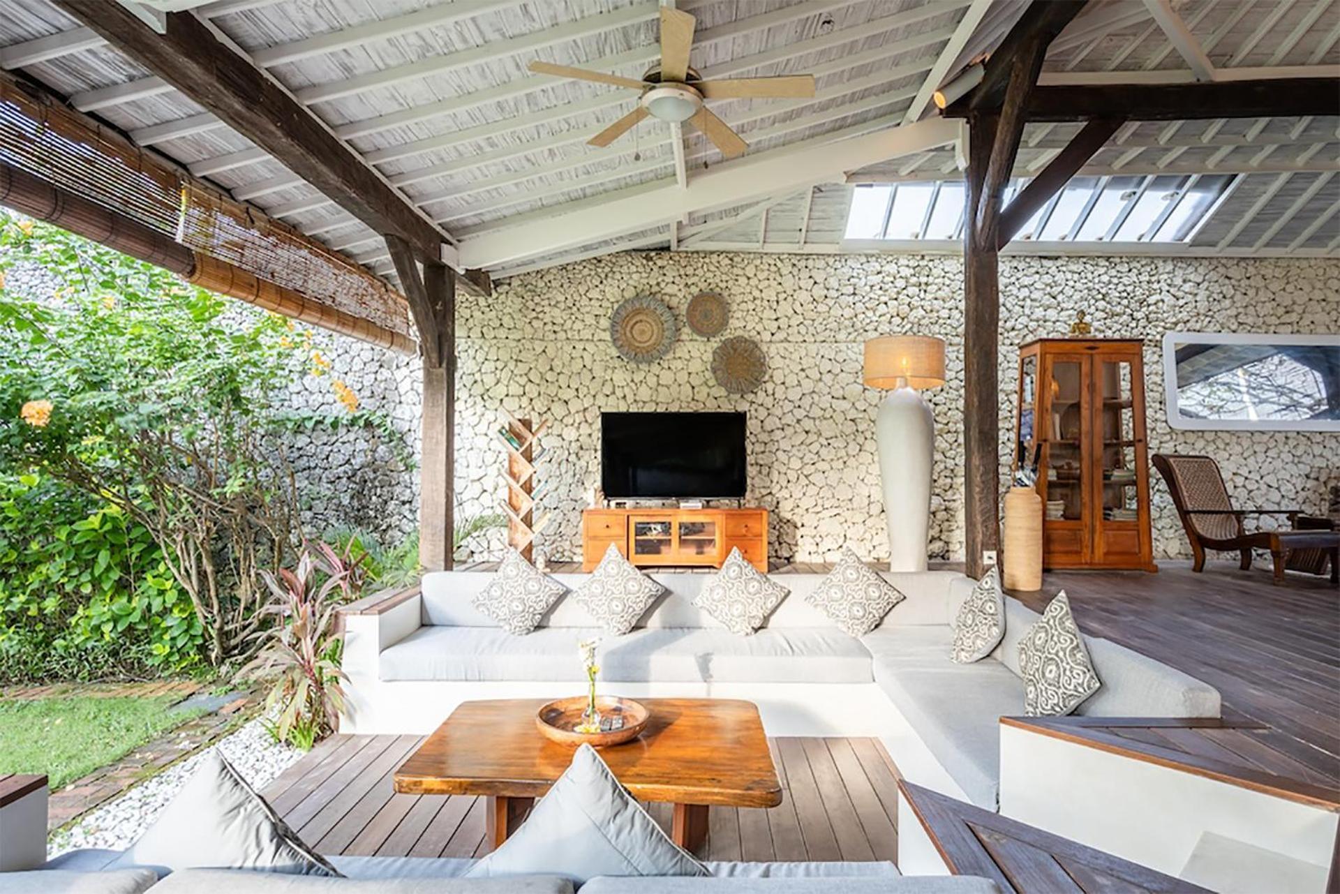 4 Bedroom Villa - Kerobokan スミニャック エクステリア 写真