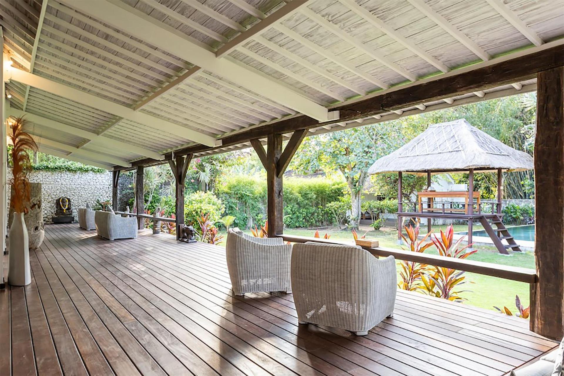 4 Bedroom Villa - Kerobokan スミニャック エクステリア 写真